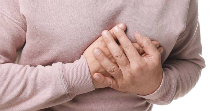 হঠাৎ বুক ধড়ফড় করলে কী করবেন