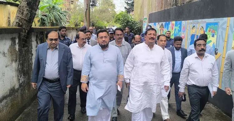 মধ্যস্বত্বভোগীদের জন্য প্রকৃত মৎস্যজীবীরা সুবিধাবঞ্চিত হচ্ছে: