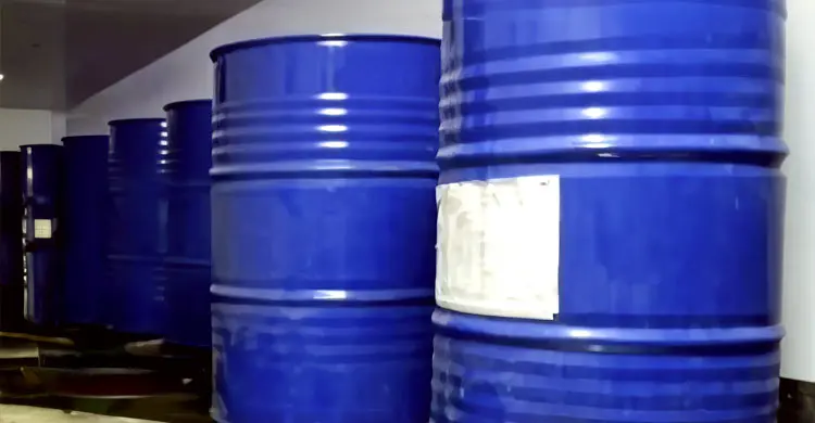 তেল নিতে এসে পুলিশের সঙ্গে বাগবিতণ্ডা, আটক ২