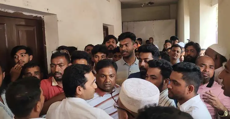 আইনজীবী সমিতির নির্বাচনে মনোনয়ন নিতে-জমা দিতে বিএনপিপন্থীদের বাধা