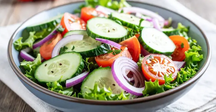 সুস্বাদু সালাদে সঙ্গী টক দইয়ের সস, জানুন ৩ রেসিপি