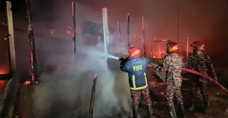 খাগড়াছড়িতে অগ্নিকাণ্ডে বিদ্যালয় পুড়ে ছাই, ২০ লাখ টাকা ক্ষতি দাবি