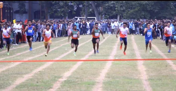 ৮০০ মিটার দৌড়ে প্রথম মাশরুর, প্রতিযোগীদের দাবি&mdash;&lsquo;তিনি মাঠেই ছিলেন না&rsquo;