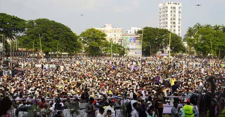 ভালোর পক্ষে পানির মতো তরল থাকবো, অন্যায় দেখলে ইস্পাতকঠিন হবো