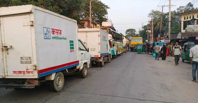 বিএনপি-ছাত্রদল নেতাদের হামলায় নিহত সেই মায়ের দাফন সম্পন্ন