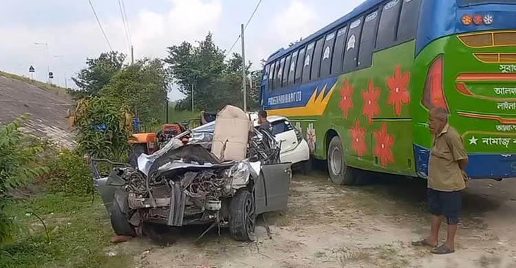 বাবা ছাড়া পরিবারের সবাই নিহত, যেন কান্নারও কেউ নেই