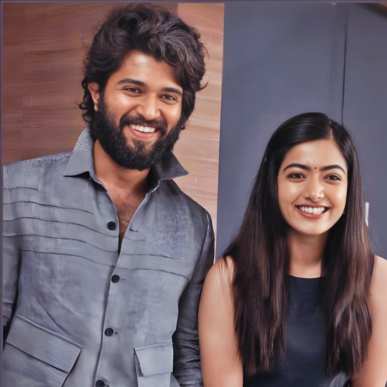 কে বেশি পয়সাওয়ালা, বিজয় নাকি তার বউ