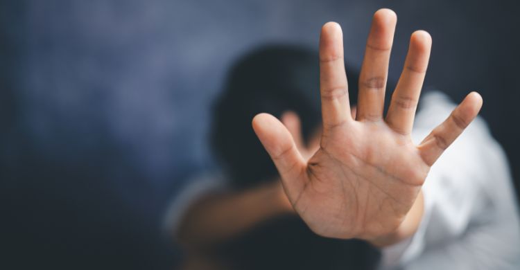 নারী নির্যাতন রোধে পুরুষের ভূমিকা যে কারণে জরুরি