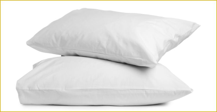 বালিশে হলুদ দাগ পড়ছে? সহজেই তুলুন এই উপায়ে