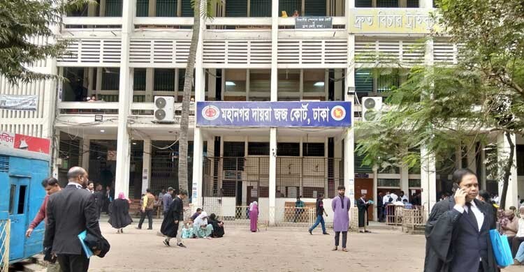 সাবেক ডিআইজি নাজমুল আলমের বিদেশযাত্রায় নিষেধাজ্ঞা