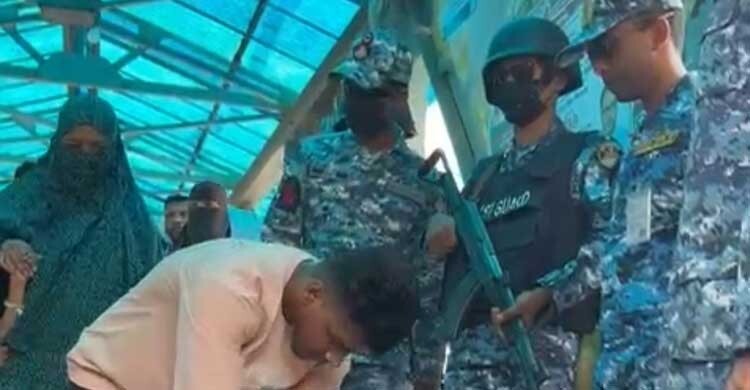 সদরঘাটে যাত্রী নিরাপত্তায় তল্লাশি জোরদার