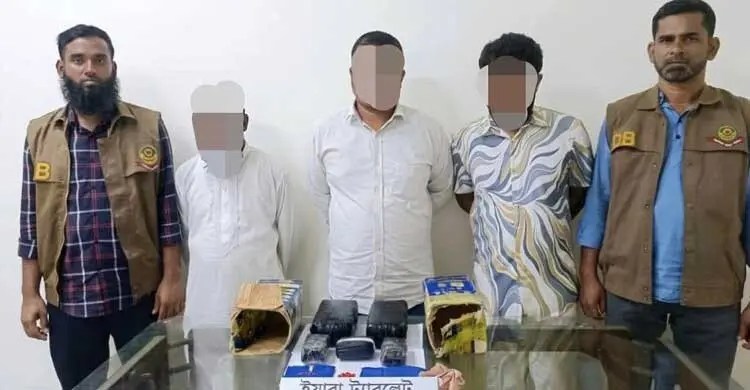 চট্টগ্রামে ২৮ হাজার পিস ইয়াবাসহ গ্রেফতার ৪