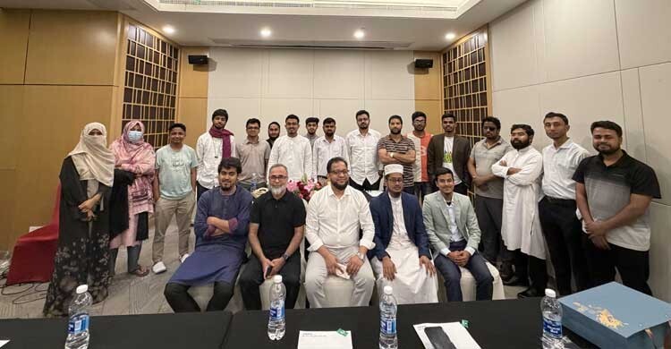 চীনে ডাকসু প্রতিনিধি দলকে প্রবাসীদের জাঁকজমকপূর্ণ সংবর্ধনা