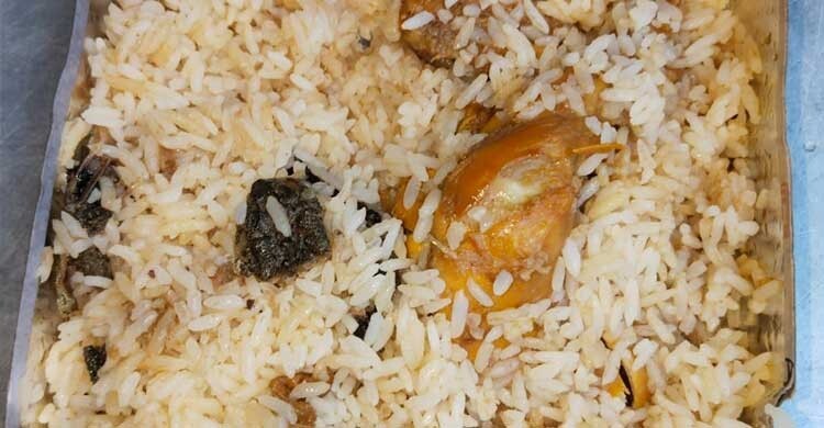 মোরগ পোলাওয়ের প্যাকেটে মিললো আস্ত ব্যাঙ