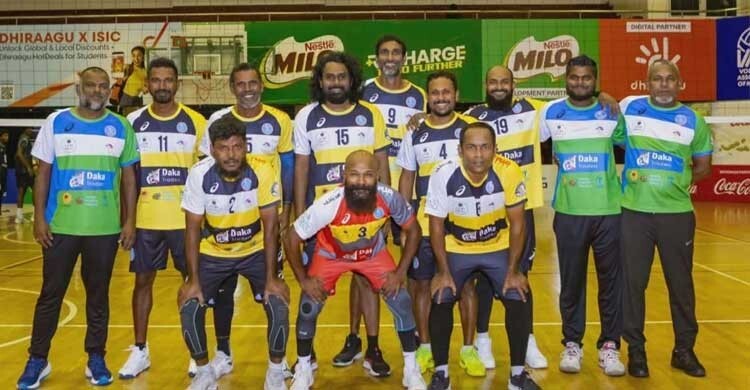 মালদ্বীপে ভলিবল খেলোয়াড়দের পাশে ব্যবসায়ী বাবুল হোসেন