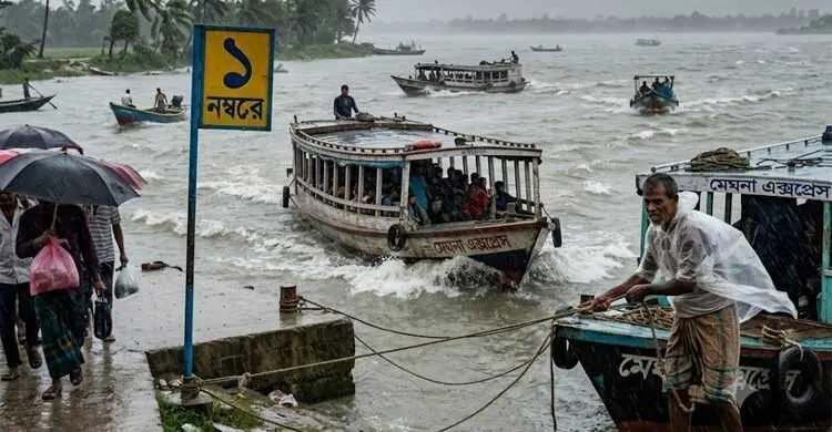দেশের ১৬ অঞ্চলে ঝড়ের আভাস