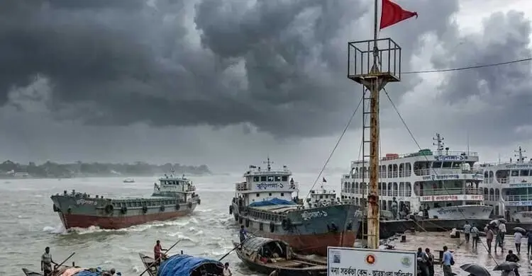 দুপুরের মধ্যে দেশের ৯ অঞ্চলে ৬০ কিমি বেগে ঝড়ের আভাস