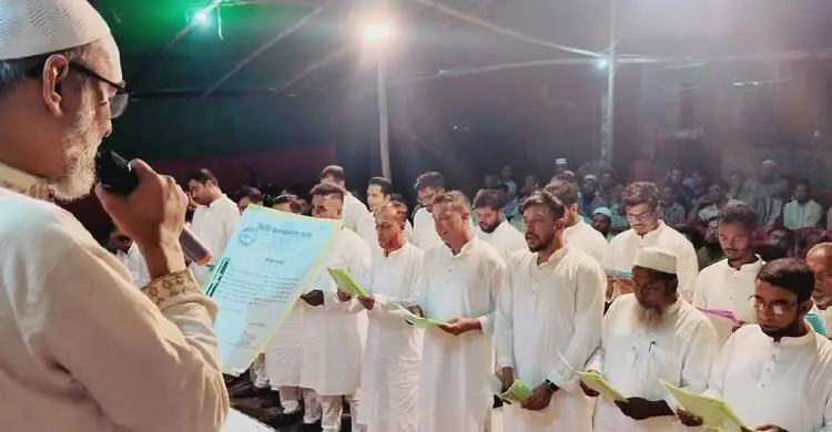 শিক্ষকের কাছে নিলেন জনকল্যাণের শপথ