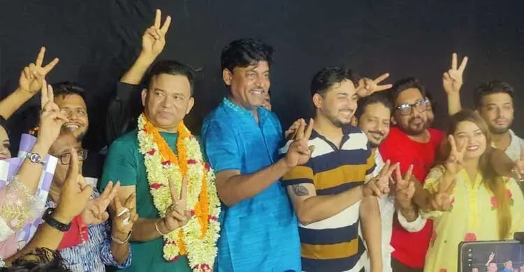 শিল্পী সমিতির সভাপতি শিবা শানু, সম্পাদক জয় চৌধুরী