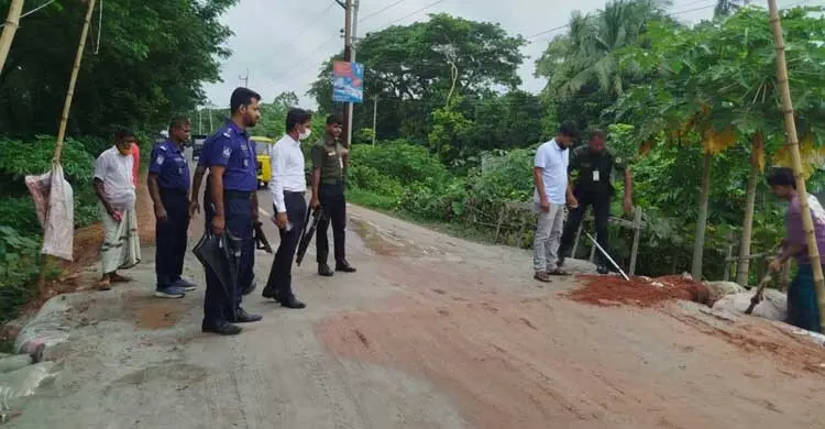 চাঁদপুরে অবৈধভাবে বালু উত্তোলন, দুইজনকে জরিমানা