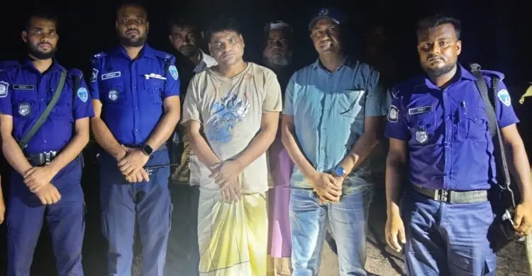 কক্সবাজারে অপহৃত ইউপি সদস্য রুস্তমকে পাহাড় থেকে উদ্ধার