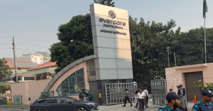 খালেদা জিয়ার চিকিৎসায় সহযোগিতা করতে ঢাকায় আসছে দুটি বিশেষজ্ঞ চিকিৎসকদল