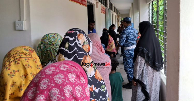 ভয়-আতঙ্কে থাকা মাইলস্টোনের শিক্ষার্থী-অভিভাবকদের কাউন্সেলিং