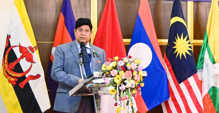 আসিয়ান দেশগুলোর বোঝাপাড়ার মাধ্যমে সংঘাতের শান্তিপূর্ণ নিরসন সম্ভব