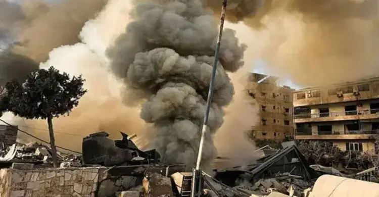 ইরানের ‘নিঃশর্ত আত্মসমর্পণ’ চান ট্রাম্প