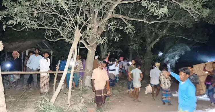 ভিজিএফ কার্ড ভাগাভাগি নিয়ে বিএনপির দুই গ্রুপের সংঘর্ষ, আহত ৪০