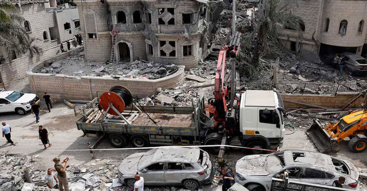 ইসরায়েলে ফের রকেট এবং ক্ষেপণাস্ত্র হামলা চালিয়েছে ইরান