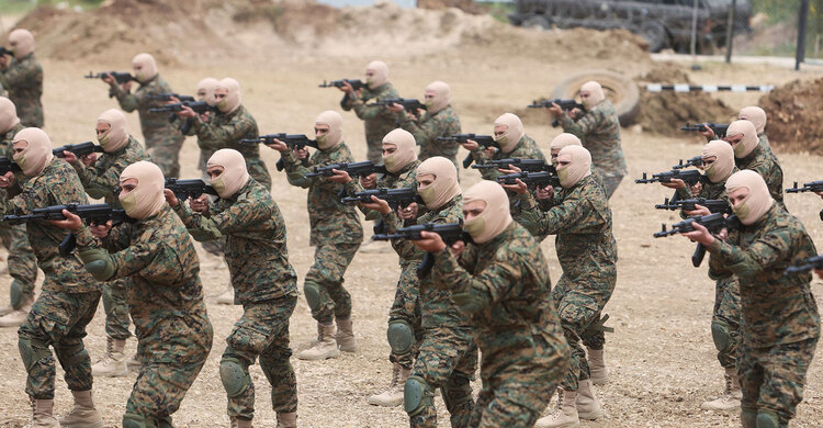 ইসরায়েলি ঘাঁটি ও ব্যারাকে হামলার দাবি হিজবুল্লাহর