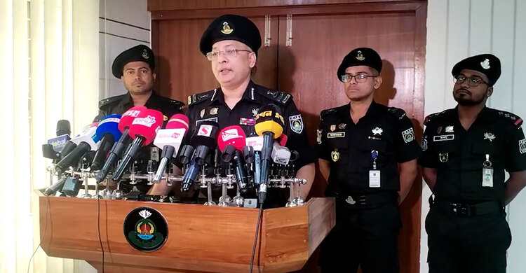 সিরাজগঞ্জে ১৩ লাখ টাকার জালনোটসহ গ্রেফতার ২