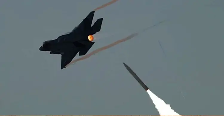 উদ্ধার অভি`যানে অংশ নেওয়া মার্কিন হেলিকপ্টারও ভূপা`তিতের দাবি ইরানের