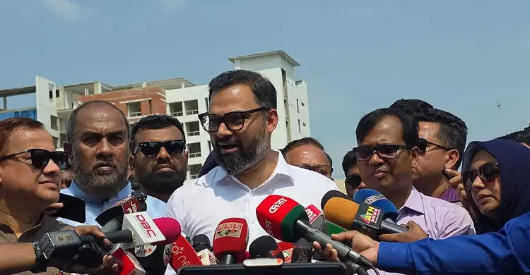 আইসিসির সাথে আলোচনার পর চূড়ান্ত সিদ্ধান্ত জানাবেন ক্রীড়া প্রতিমন্ত্রী