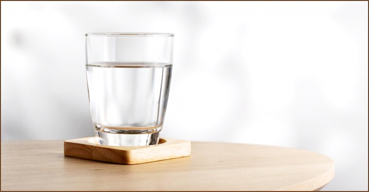 ইফতারের শুরুতে কয় গ্লাস পানি পান করা স্বাস্থ্যকর