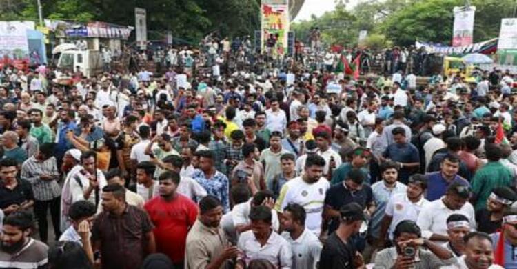 ছাত্রদলের সমাবেশে শাহবাগে নেতাকর্মীদের ঢল