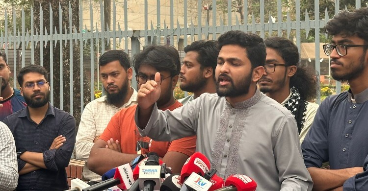 হাদি হত্যার বিচার প্রক্রিয়া ভিন্নখাতে নেওয়া হচ্ছে: ইনকিলাব মঞ্চ