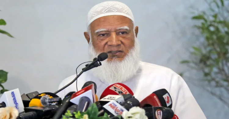 ছাত্রশিবিরের সদস্য সম্মেলনে কথা বলছেন বাংলাদেশ জামায়াতে ইসলামীর আমির ডা. শফিকুর রহমান