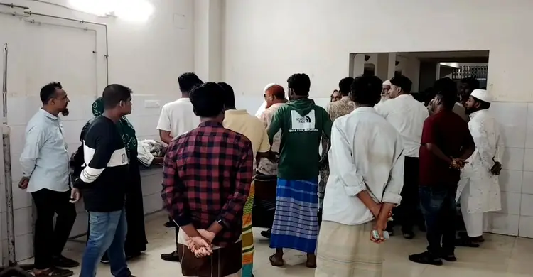গায়ে হলুদের অনুষ্ঠানে কিশোরকে কুপিয়ে জখম, হাসপাতালে মৃত্যু