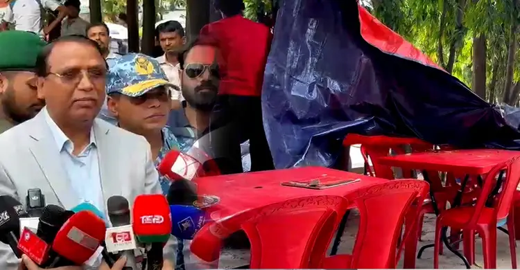 ধানমন্ডি লেকের অবৈধ দোকান উচ্ছেদের সময় আবদুস সালামের হুঁশিয়ারি