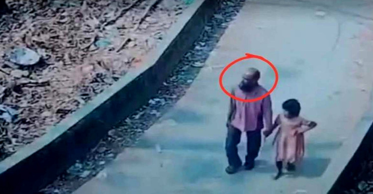 বাবার সঙ্গে বিরোধ, প্রতিশোধের বলি ৭ বছরের ইরা