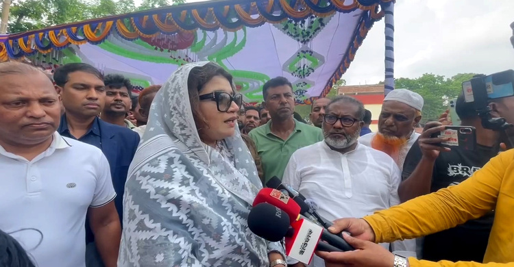 সবাই যাতে নির্বিঘ্নে ঘরে ফিরতে পারে সে ব্যপারে সরকার সচেষ্ট আছে: শামা ওবায়েদ