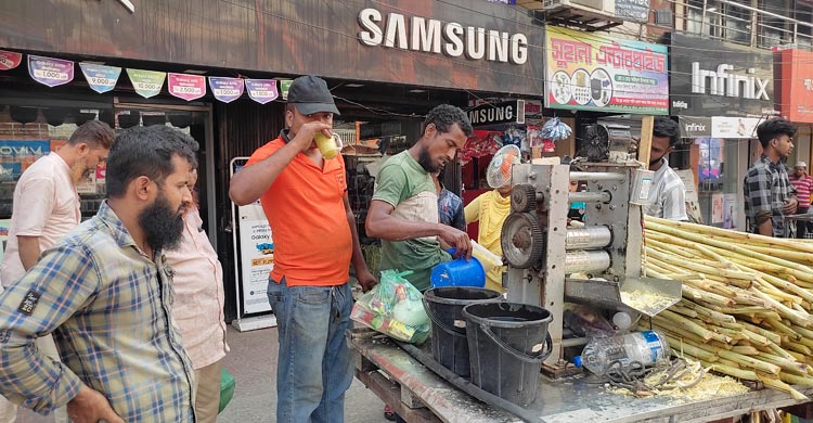 দাবদাহে রমরমা শরবত বিক্রি