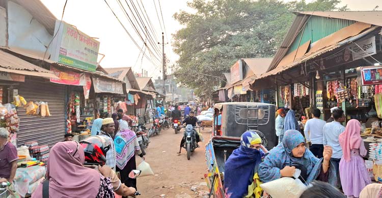 বোতলজাত সয়াবিন উধাও, লেবু-শসার চড়া দাম