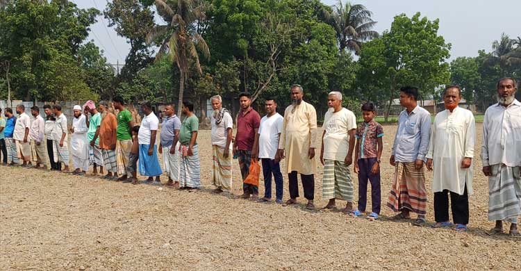 সরকারি নলকূপ নিজের বলে দাবি, অনাবাদি শতবিঘা জমি