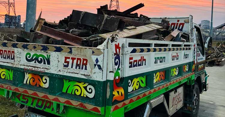 মাতারবাড়ী থেকে চুরি হওয়া কোটি টাকার মালামাল উদ্ধার