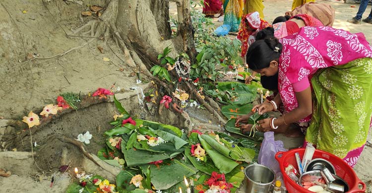 সোনারগাঁয়ে ৫০০ বছরের পুরোনো ‘বউ মেলা’