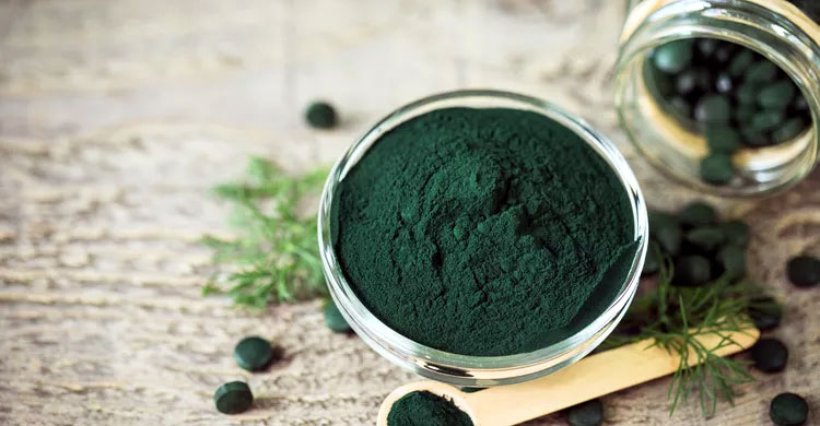 প্রাকৃতিক ও ঘরোয়া উপায়ে কাজল তৈরি করবেন যেভাবে 