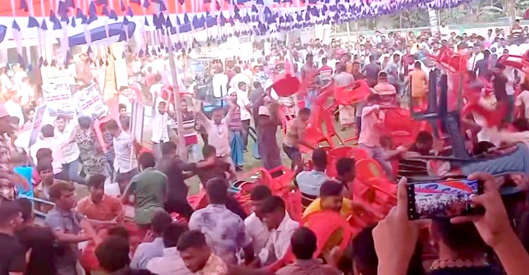 ভোলায় বিএনপির সম্মেলনে দুই পক্ষের সংঘর্ষে আহত ৩০